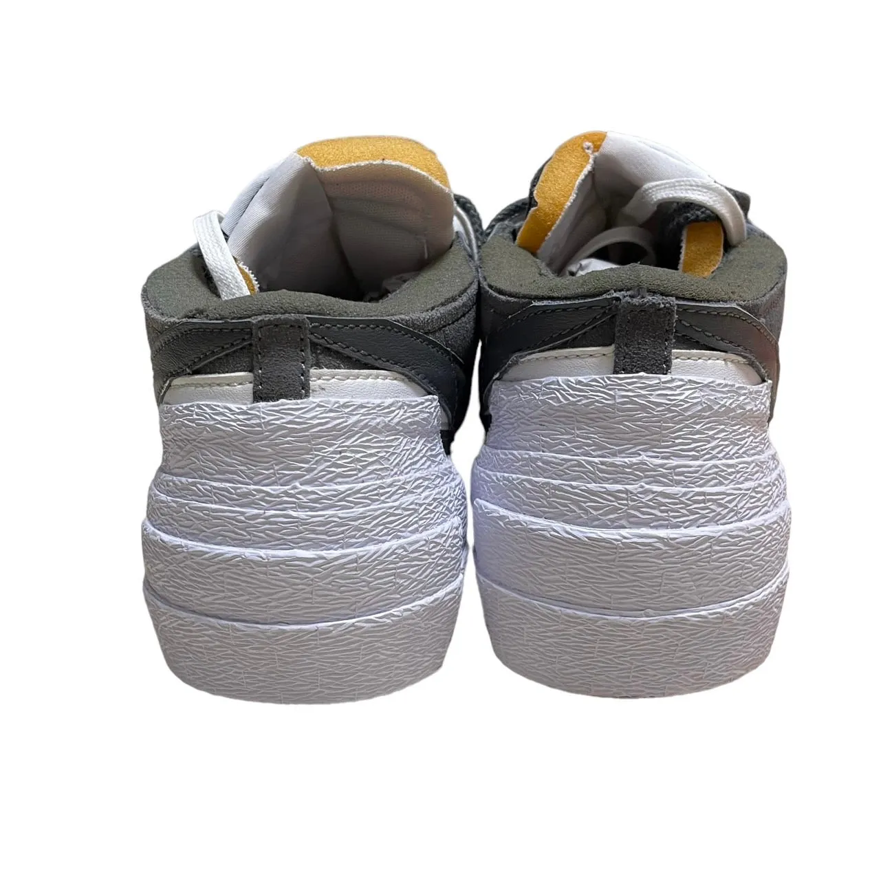 NIKE×sacai ナイキ サカイ BLAZER LOW IRON GREY ローカットスニーカー DD1877-002